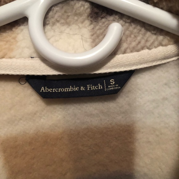 Abercrombie Pullover - Picture 2 of 3